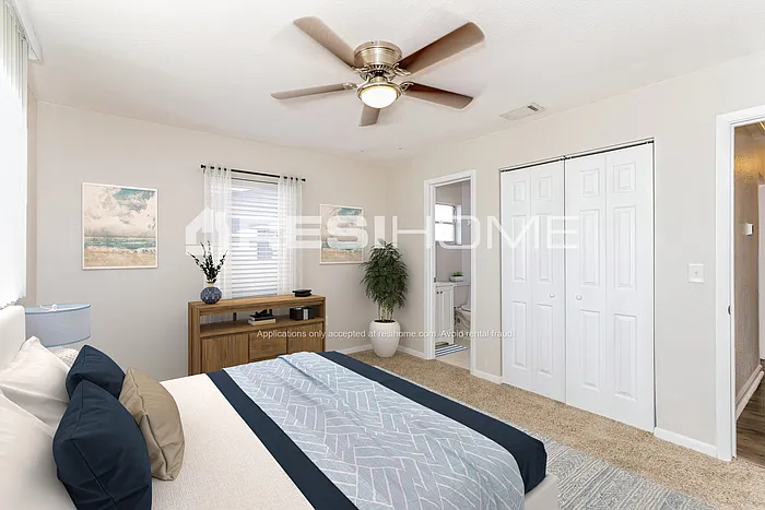1624 Dolphin Dr — Photo 9