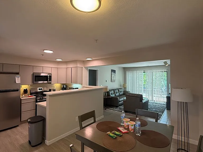 812 Walnut St #C — Photo 6