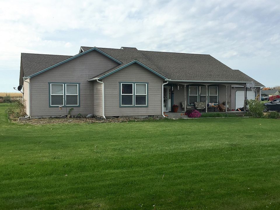 1st image of 3026 Meadow Lark Ln NE