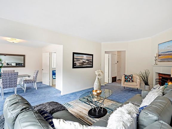 5th image of 2336 Sloat Blvd