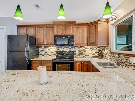 5th image of 389 Catalina Bay Dr