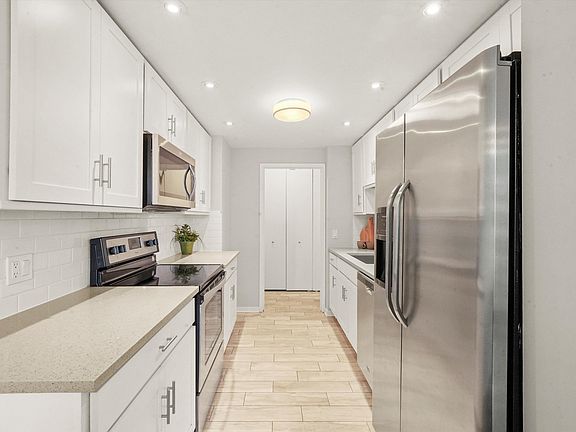 2nd image of 4170 N Marine Dr APT 13H