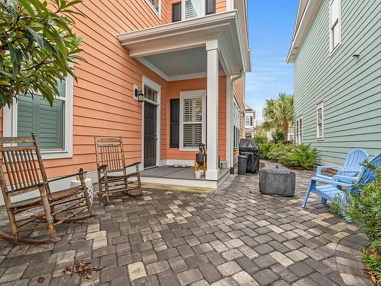 7809 Monarch Dr — Photo 15