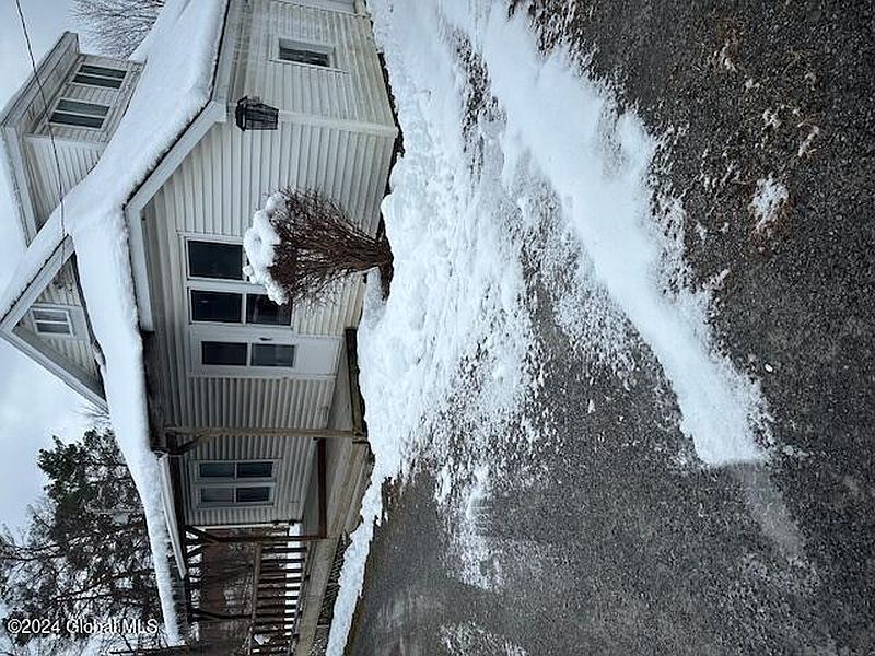 2nd image of 5202 Western Turnpike