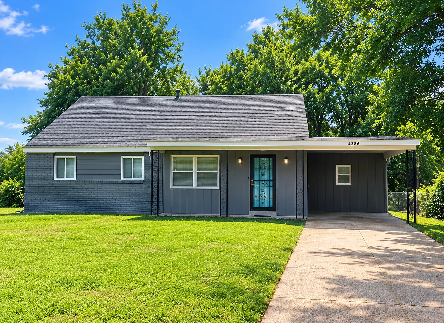 Now Available for Rent 3 bed 2 bath | 4386 Melwood Street, Memphis, TN 38109 — Photo 1