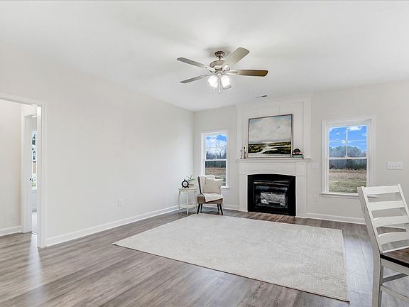 7th image of this home