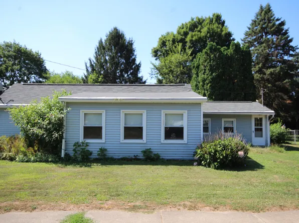 327 McKain St, Vicksburg, MI 49097