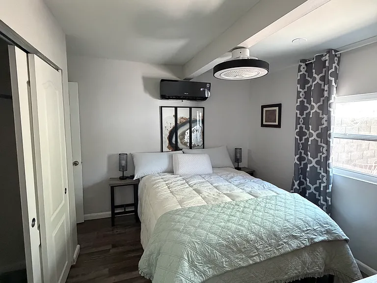 1434 E Sierra St #REAR — Photo 11