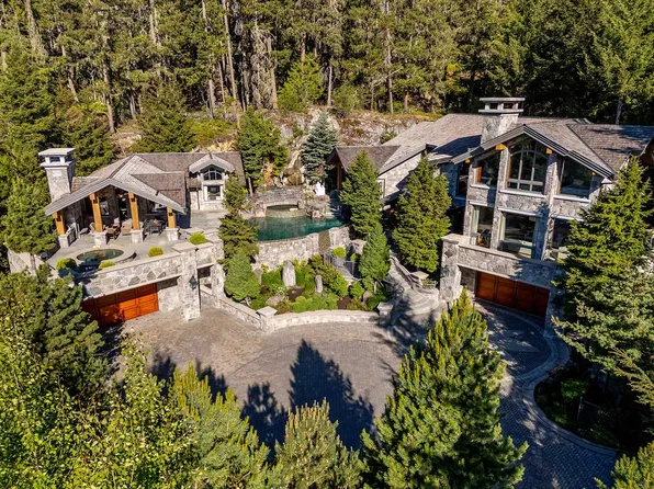 7469/73 Treetop Ln, Whistler, BC V8E 0E9