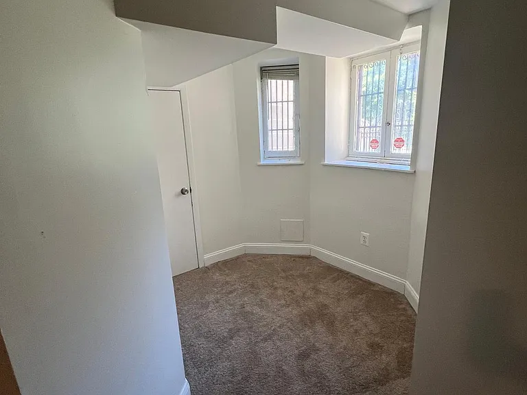 2333 Eutaw Pl #BASEMENT — Photo 3