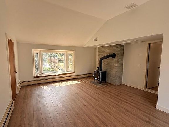 5th image of 67 Stonehenge Rd