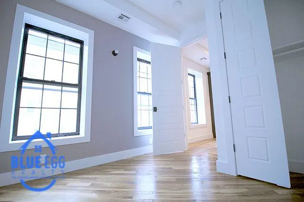 Rented by Blue Egg Realty Corp | media 9