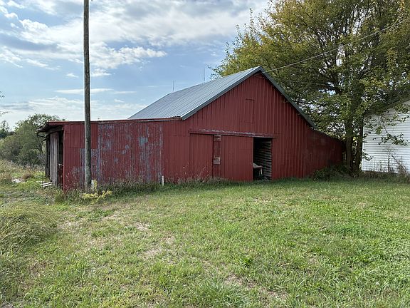 3rd image of 18003 Us Highway 159