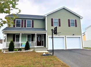 243 Naismith St, Springfield, MA 01104