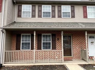 150 Foxchase Dr, Elizabethtown, PA 17022