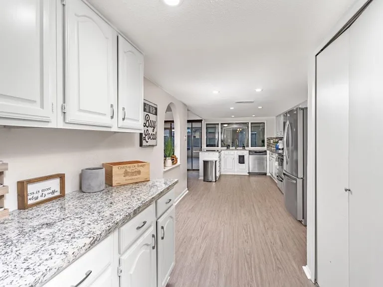 2213 Proctor Dr — Photo 9