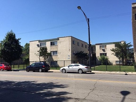 3rd image of 146 N Central Ave APT 2D