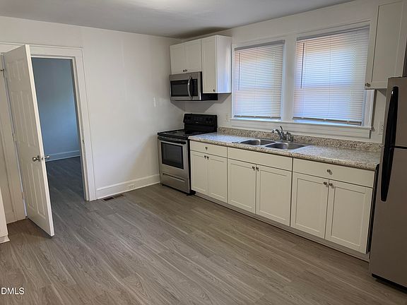 5th image of 213 Hargrove St