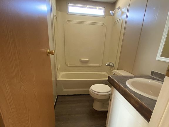 3rd image of 34-2524 Commonwealth Dr