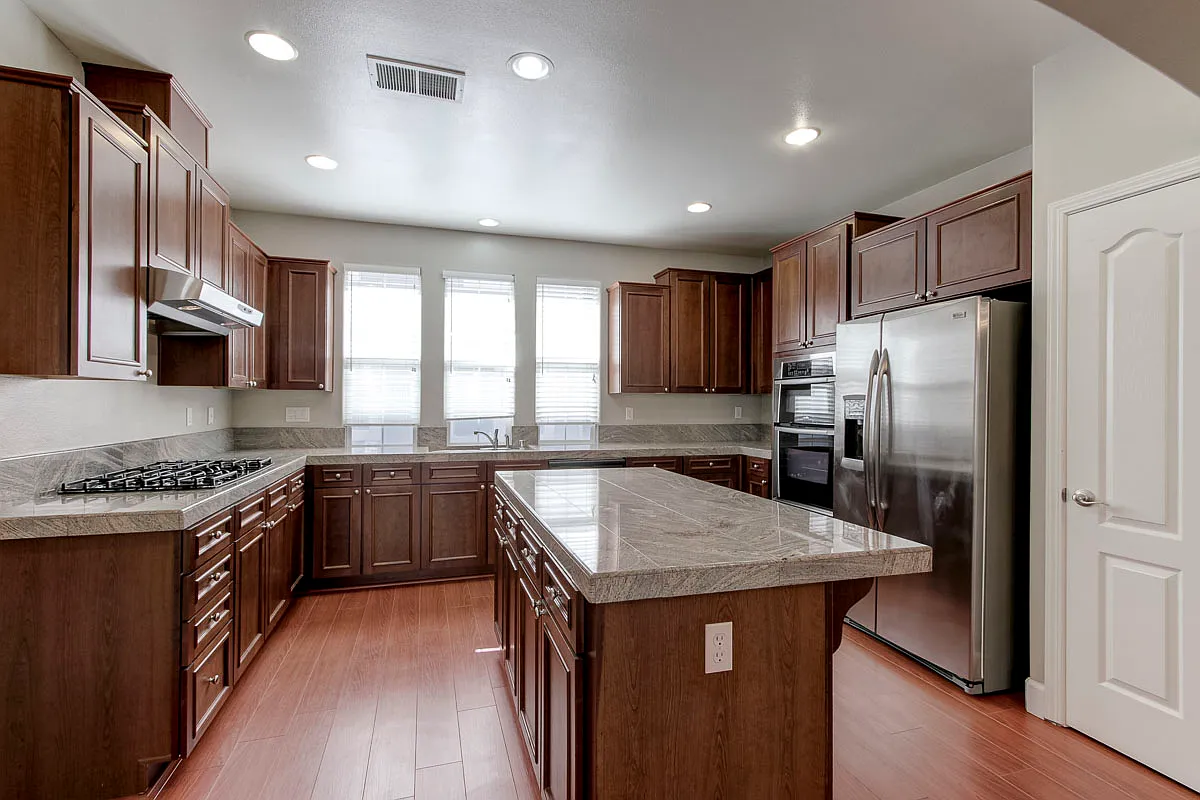 Building Photo - 2070 Mary Helen Ln