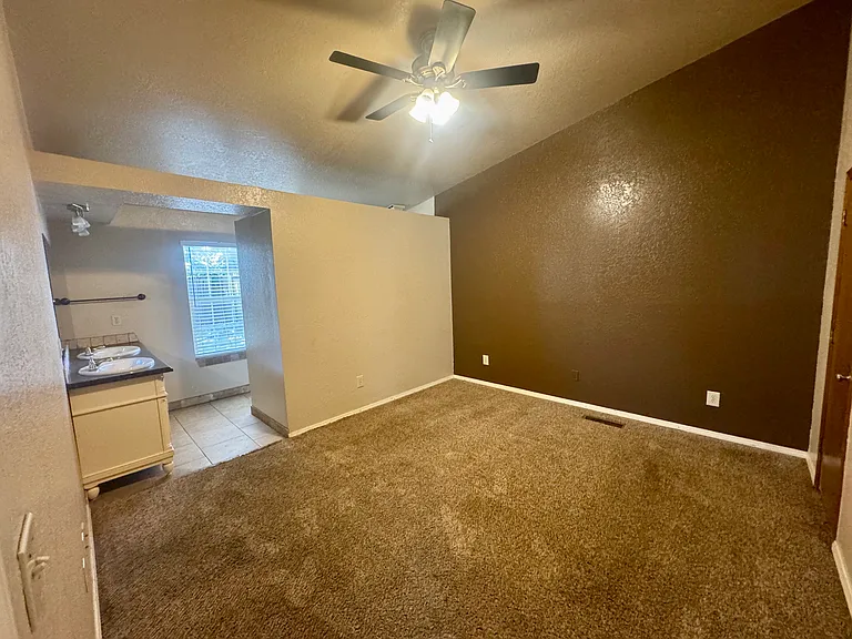 1333 White Oak Rd — Photo 10