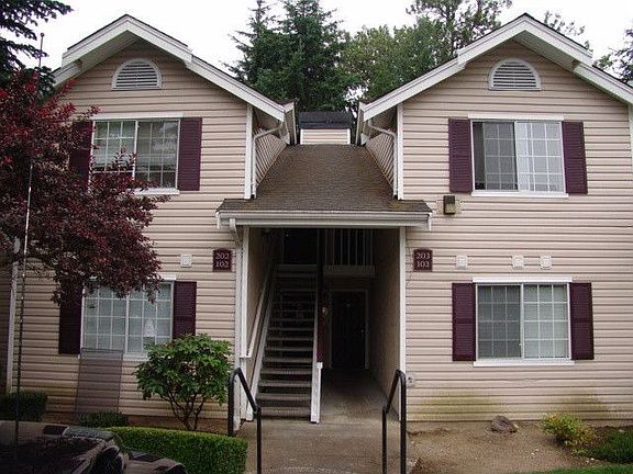 2nd image of 19230 Forest Park Dr NE APT A102