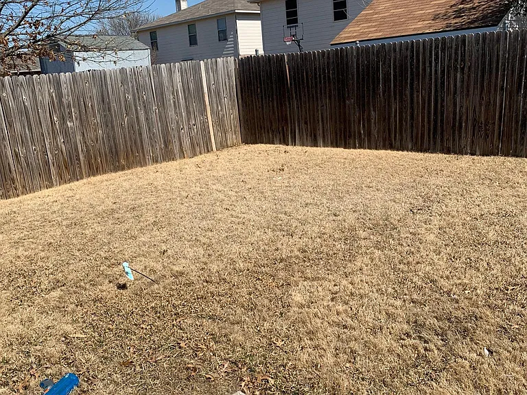 2701 Woodlake Pkwy — Photo 26