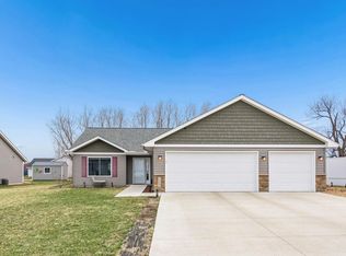 555 Western Ave, Green Isle, MN 55338
