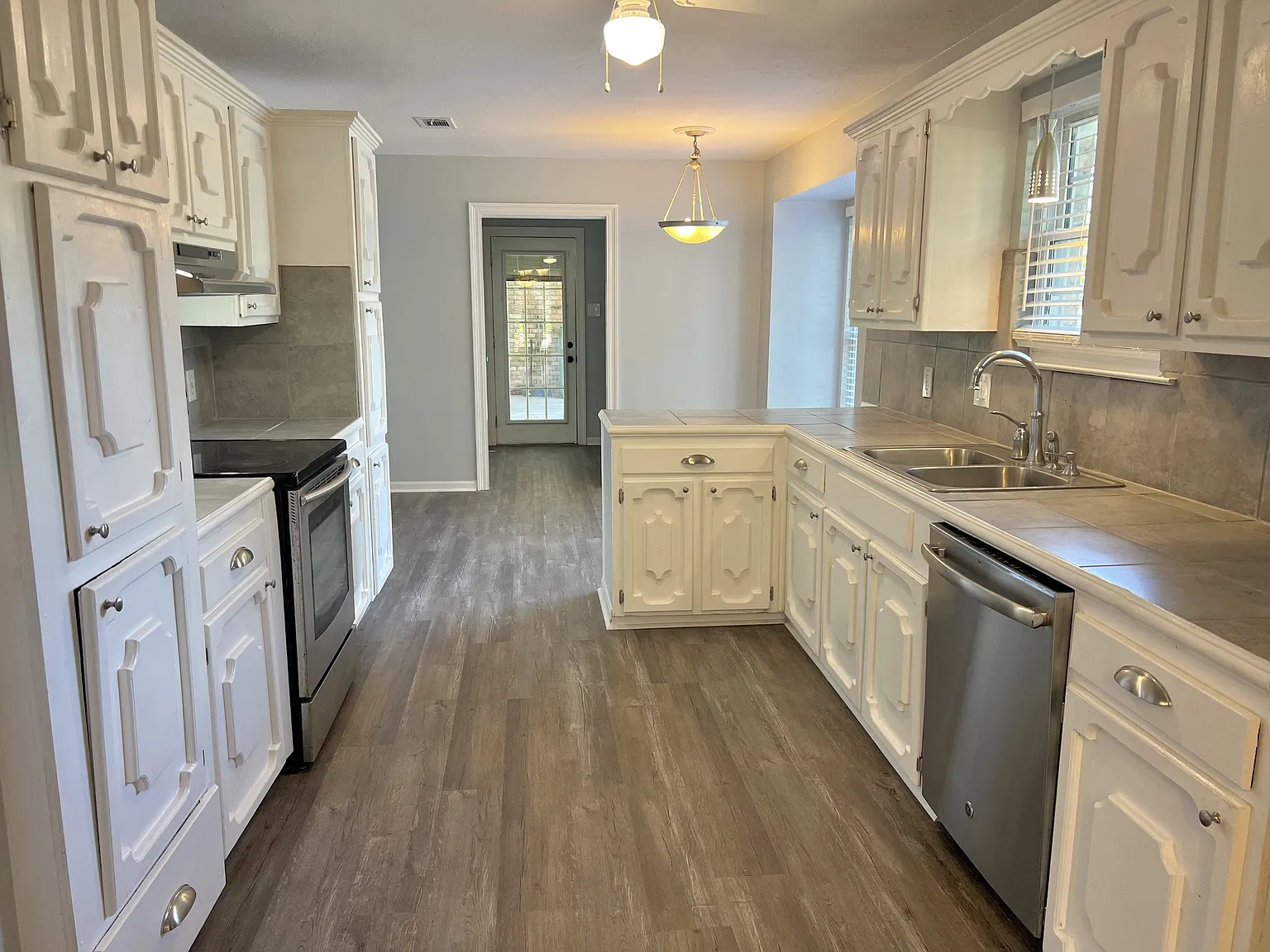 30447 Parkview Dr - 1 — Photo 3