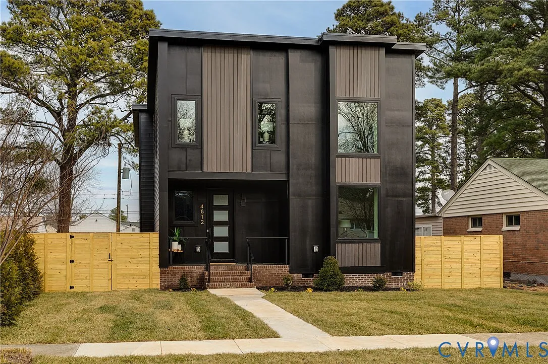 4812 Augusta Ave photo 1