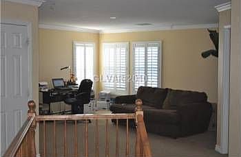 3rd image of 6233 Olymipc Gold St