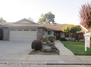 2632 Park West Dr, Lodi, CA 95242