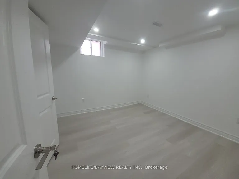 22 Hodgson Rd #BASEMENT — Photo 8