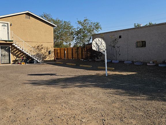 4th image of 10630 N 13th Ave #2