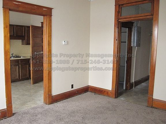 5th image of 254 S Knowles Ave #1