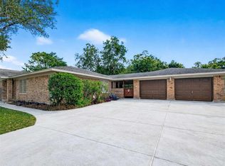 12021 7th 1/2 St, Santa Fe, TX 77510