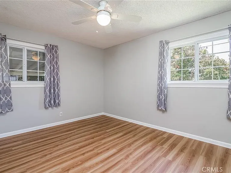 1210 E Oakmont Ave — Photo 12