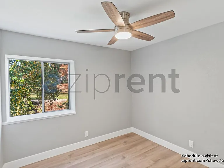 1804 Holland Dr — Photo 19