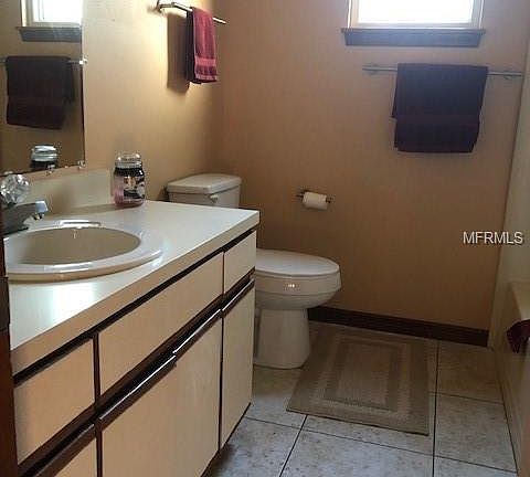 5th image of 2506 E Lake Dr