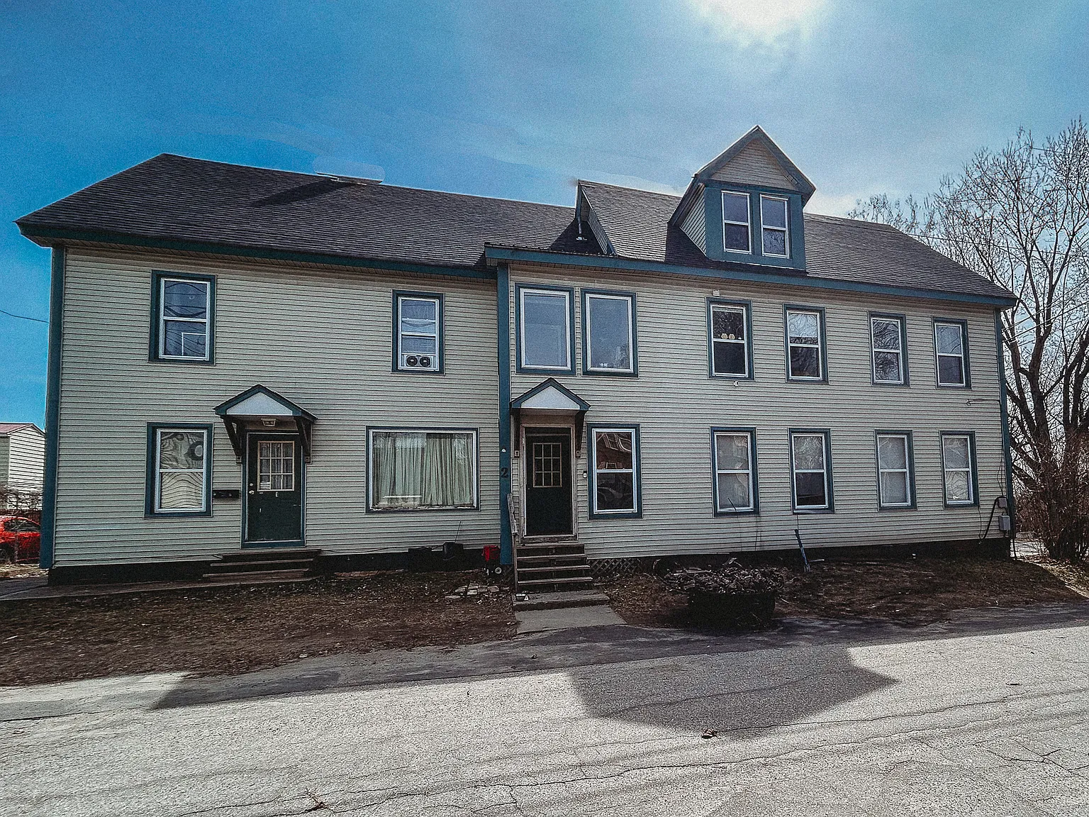 5 bed, 1800 sqft, $2,300 — Photo 1