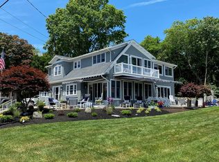 60 Onondega Rd, Narragansett, RI 02882