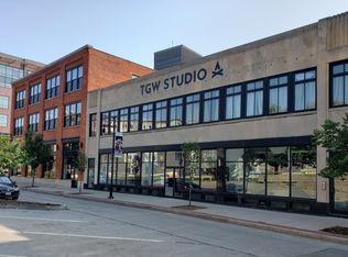 1 Woodbury Blvd, Rochester, NY 14604