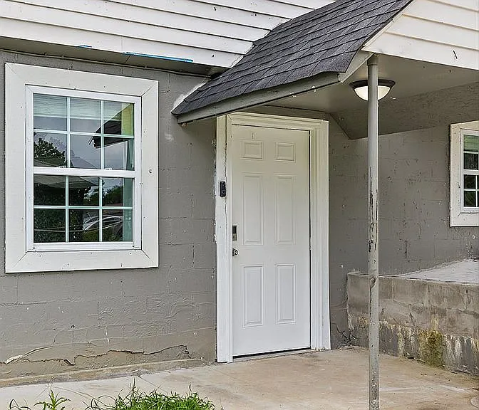 200 S Aster Ave #C — Photo 3