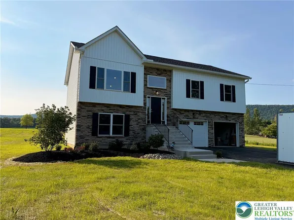1215 N Cottonwood Rd, Danielsville, PA 18038