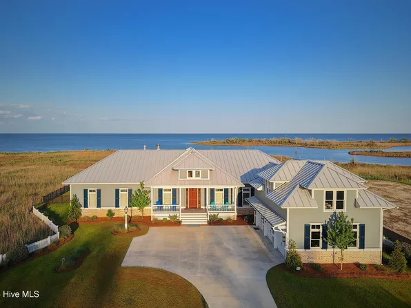 76 Soundside Drive, Oriental, NC 28571