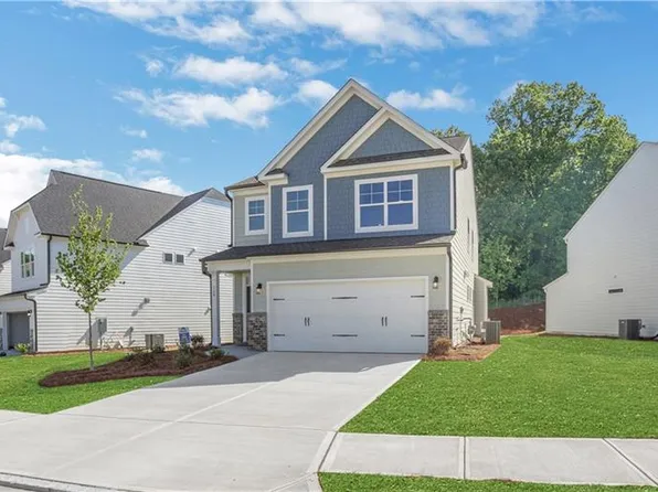 160 Trace Blf, Dawsonville, GA 30534