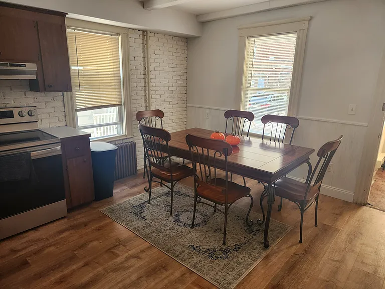 2 Chase St #1 — Photo 3