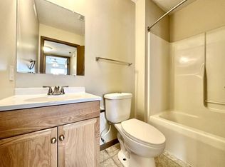 100 Northfield Dr #5I, Normal, IL 61761