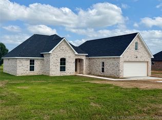 5582 S Julian Blvd, Muskogee, OK 74403