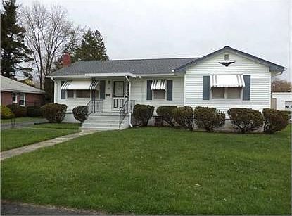 1st image of 14 Wayne Ave